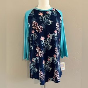 LuLaRoe “Randy” baseball tee